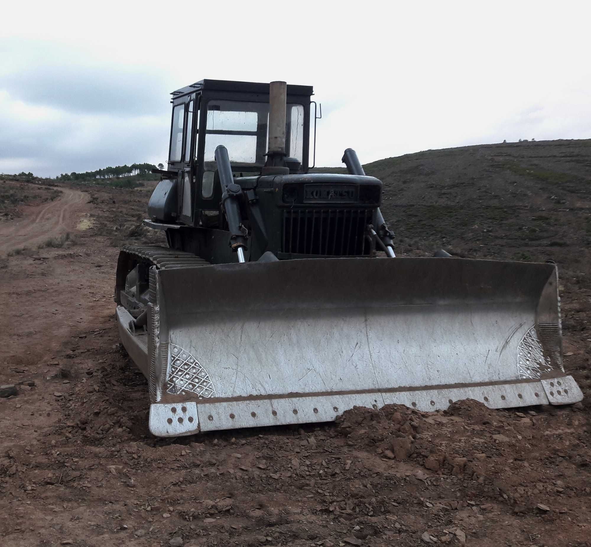 Bulldozer Komatsu D65 E-6