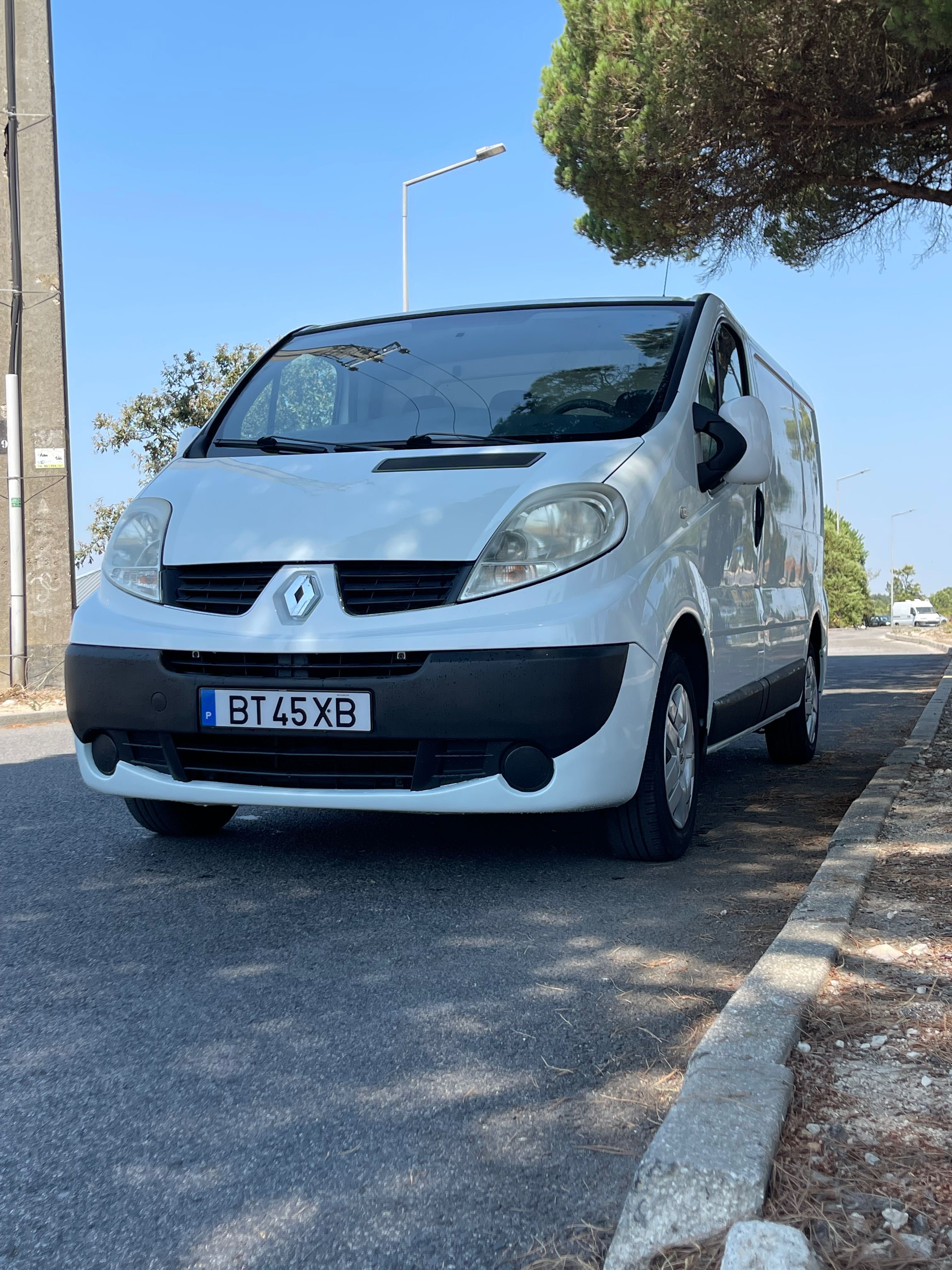 Renault trafic 2.0 dci