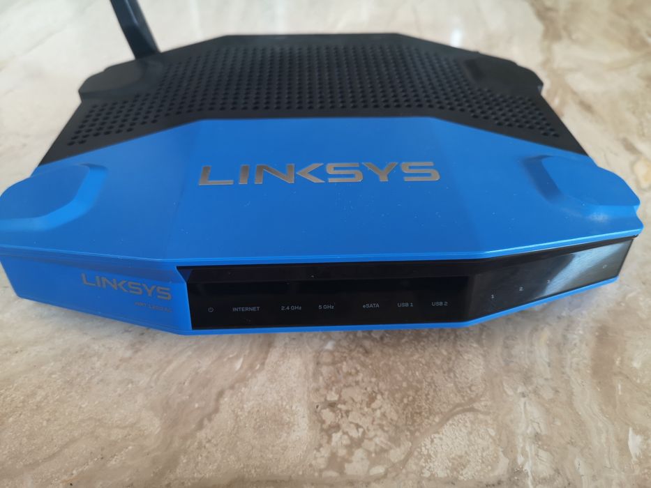 Router Linksys WRT1200 v2