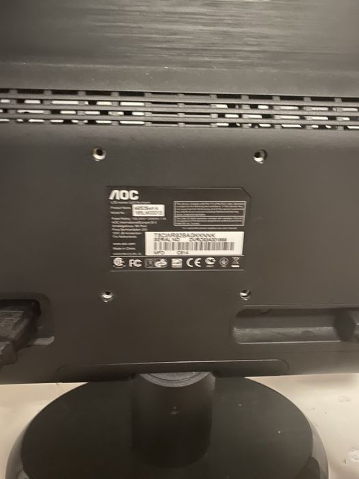 monitor AOC 19 cali