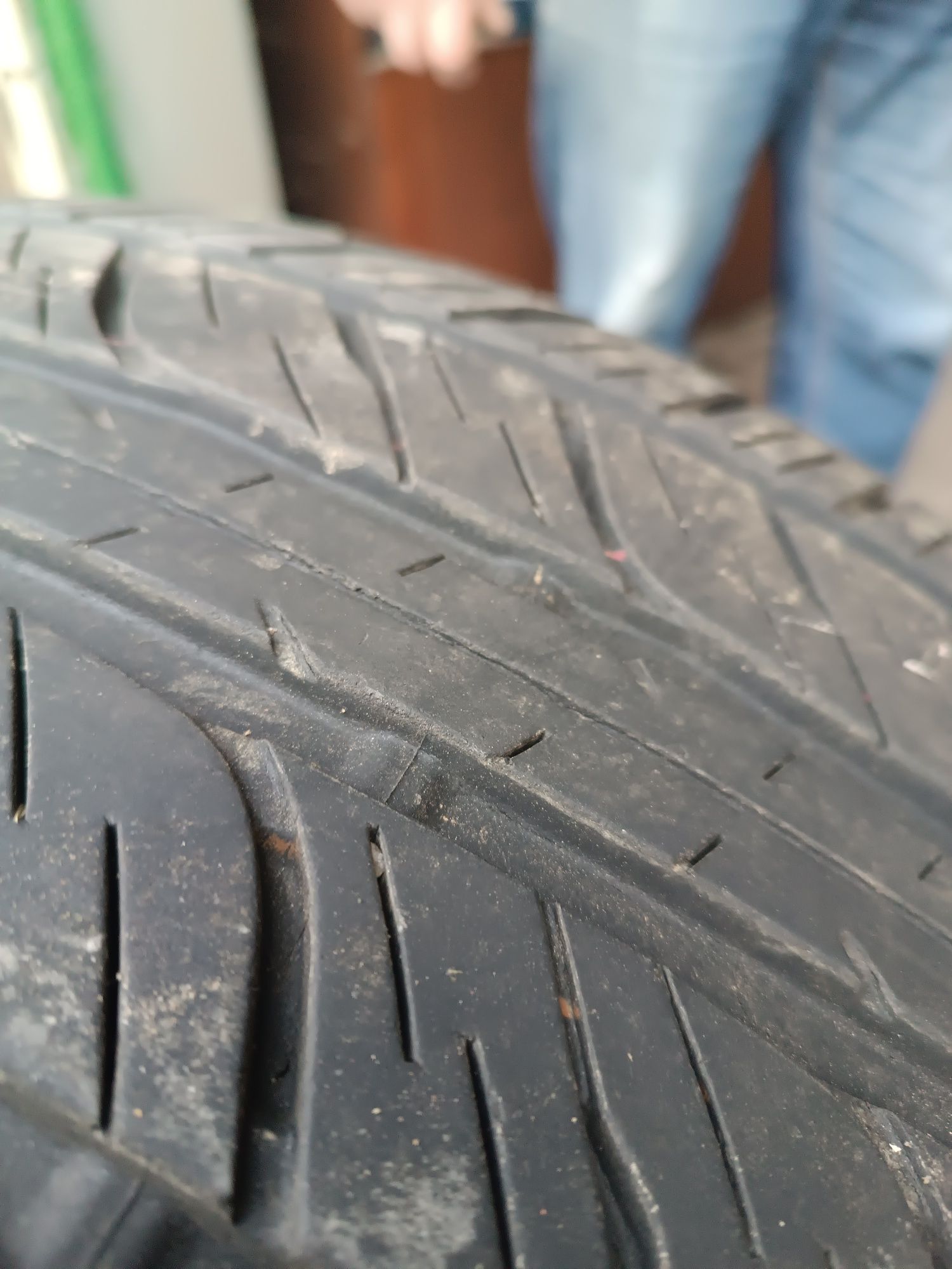 Автогума бу 285 / 50 /20R.  112v