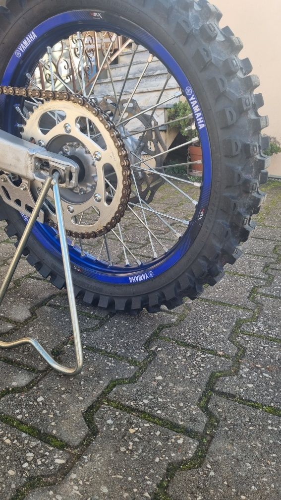 Yamaha YZ250F de 2020 impecável