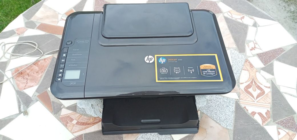Продам принтер (сканер,ксерокс) HP Deskjet 3050

+ Ска