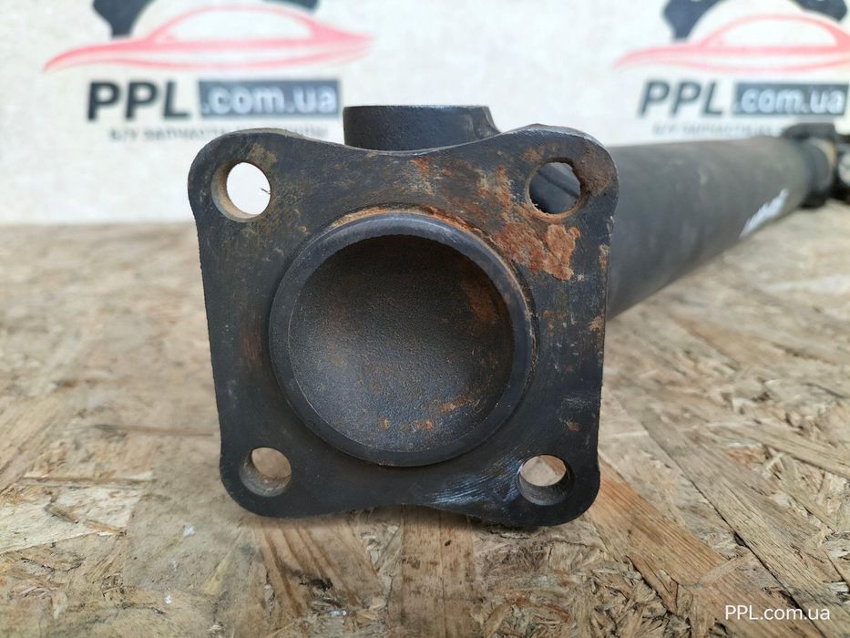 Nissan Navara D23 14- Вал карданный передний