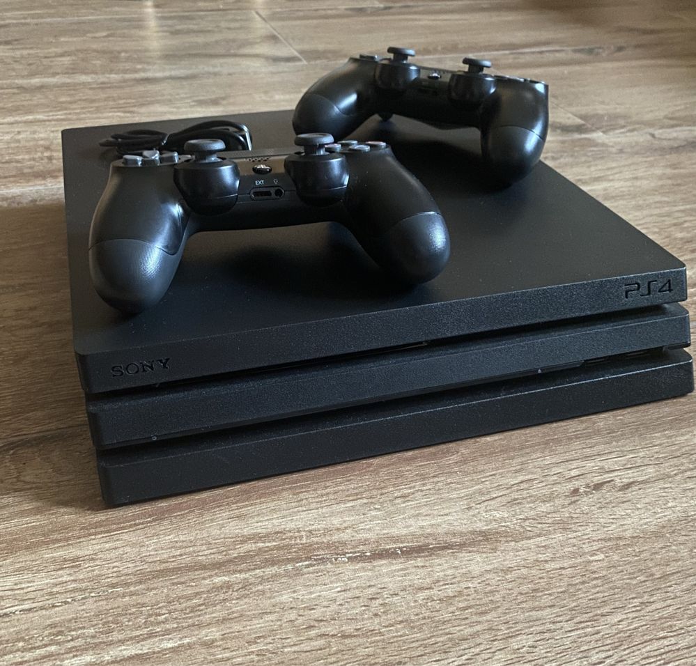 Playstation 4 Pro | PS4 PRO 10.01 System - 2 Pady, BARDZO DOBRY STAN