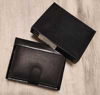 Skórzany czarny portfel męski, prezent