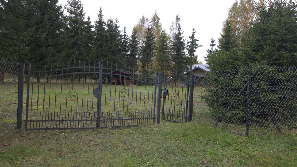 Sprzedam działkę budowlaną uzbrojoną