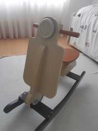 Cadeira de baloiço - design vintage