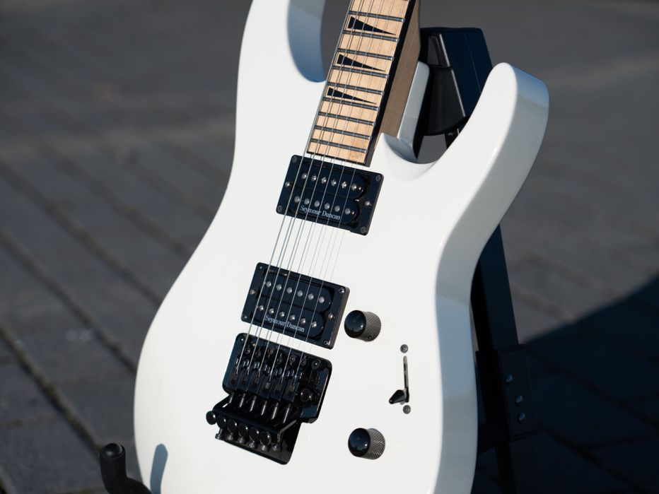 Gitara elektryczna Jackson DK2M Dinky snow white