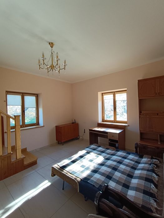 Подобова оренда будинку