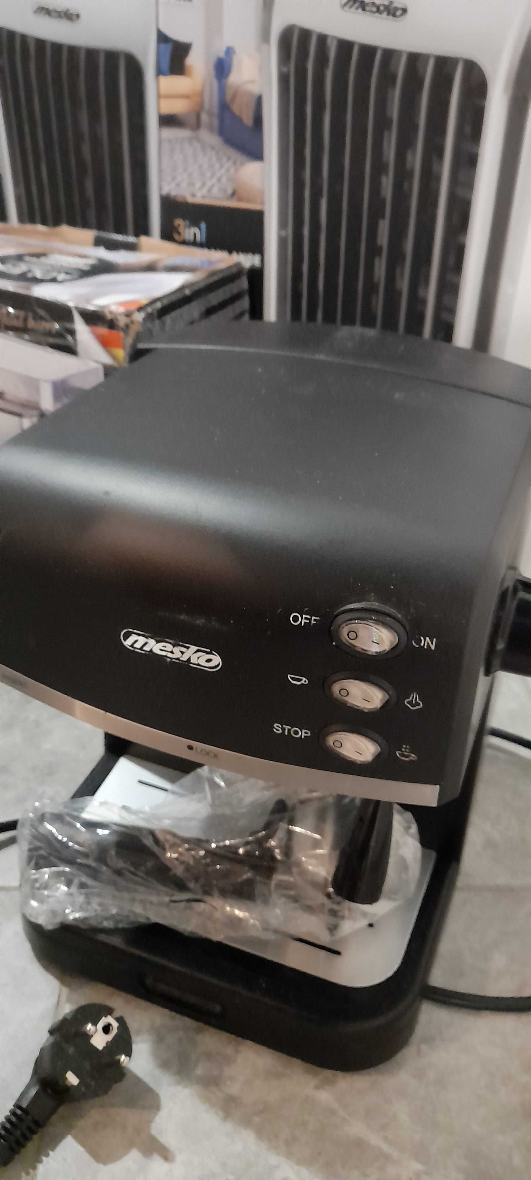 Ekspres do kawy Mesko MS 4409