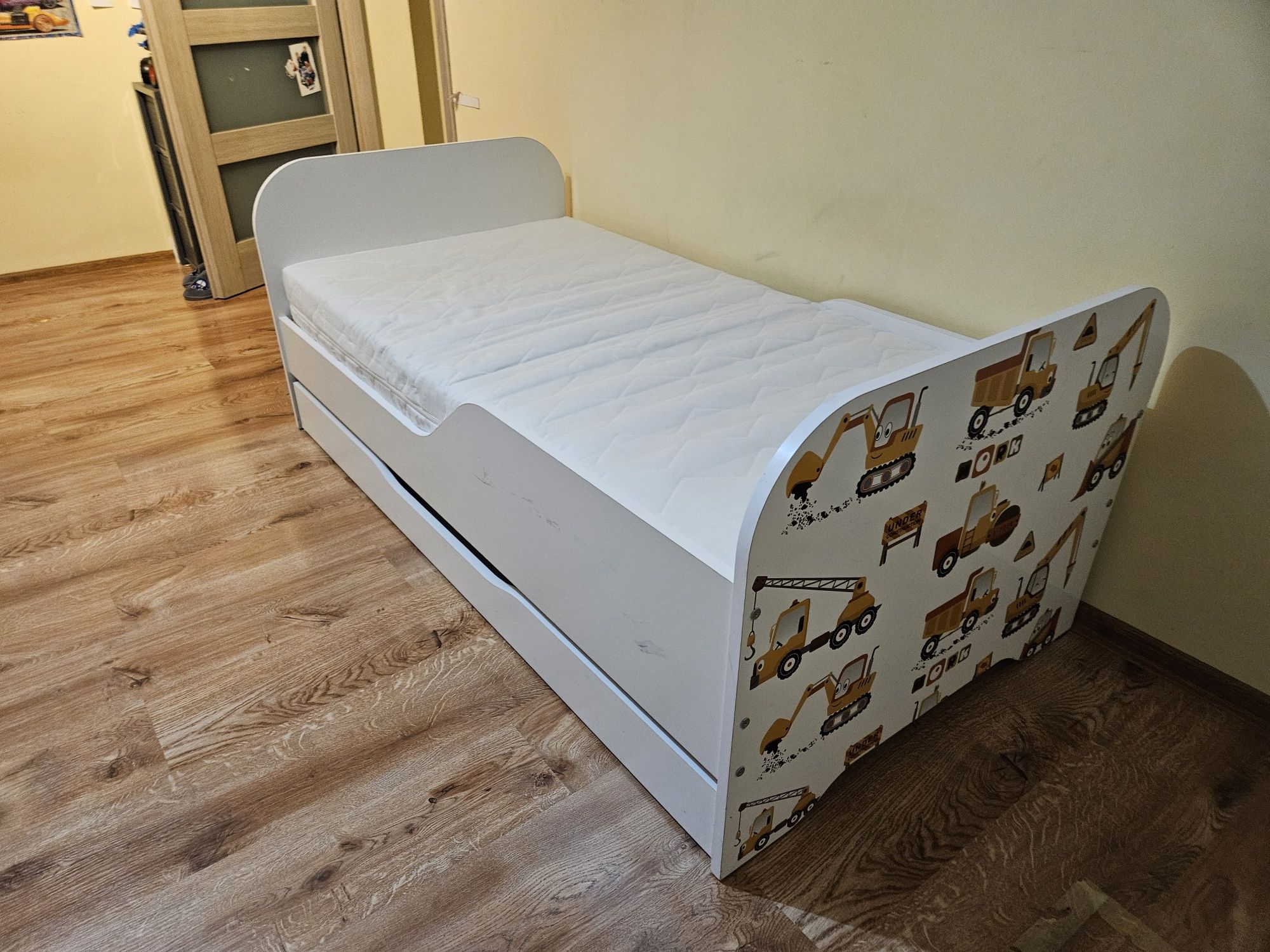 Łóżko dziecięce Miki 160x80 z materacem Milo