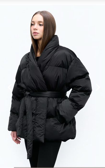 Зимова куртка від бренду Vloria