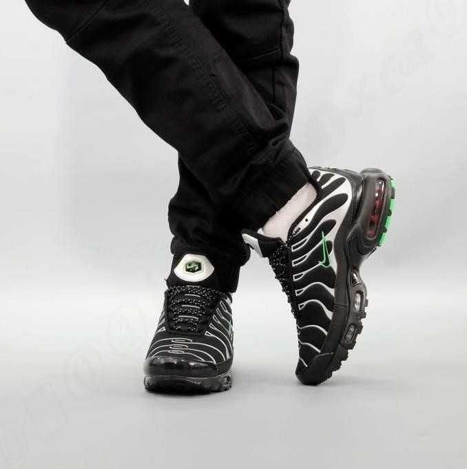 Мужские кроссовки Nike Air Max Plus Tn 40-45 найк аир Хит весны