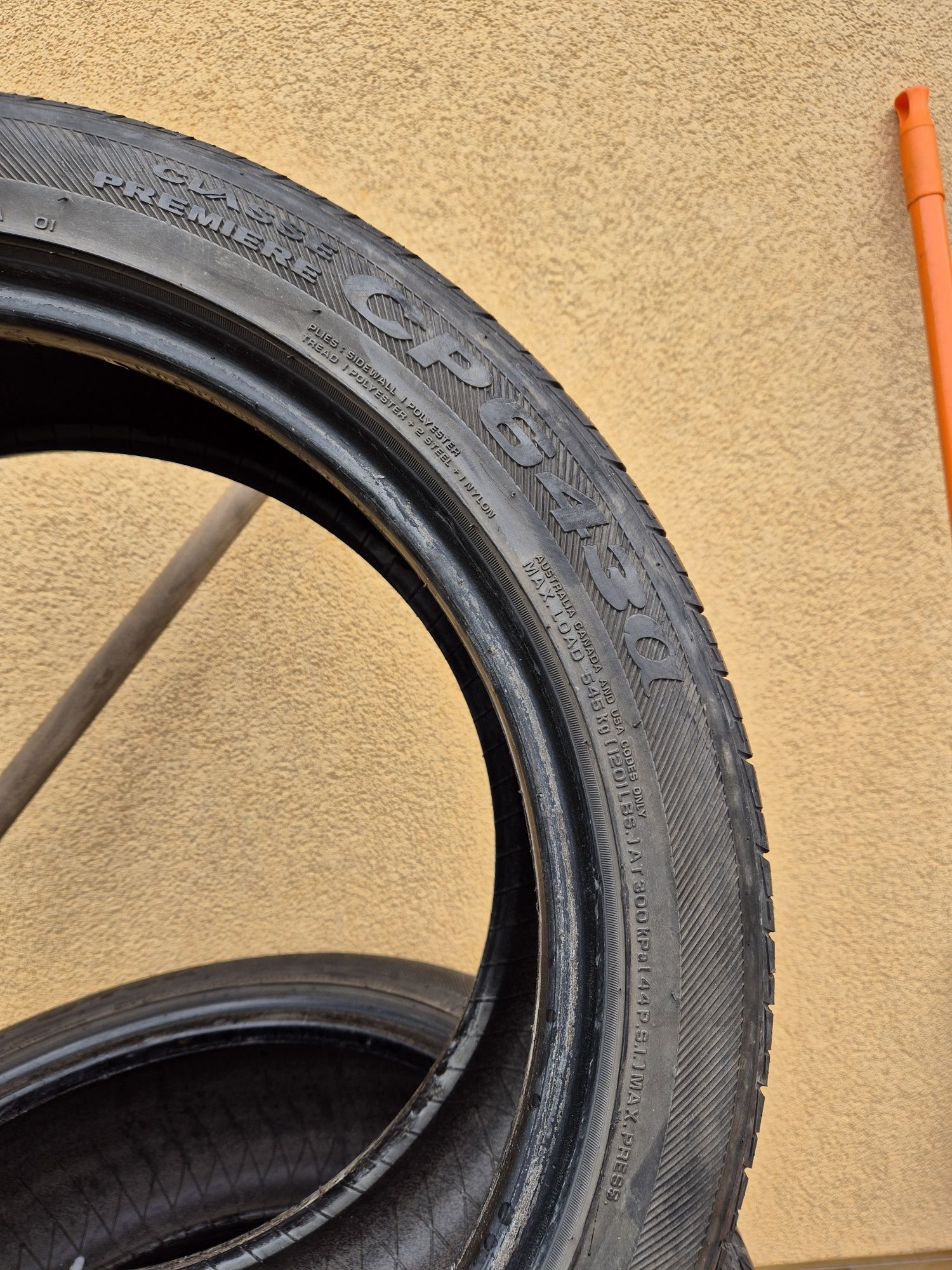 Opony używane Nexen 215/45R17 komplet letnie