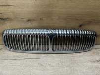 Grill atrapa zderzaka Jaguar XJ Daimler