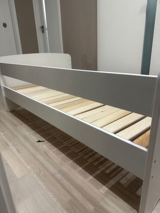 Łóżko dziecięce białe 90x160