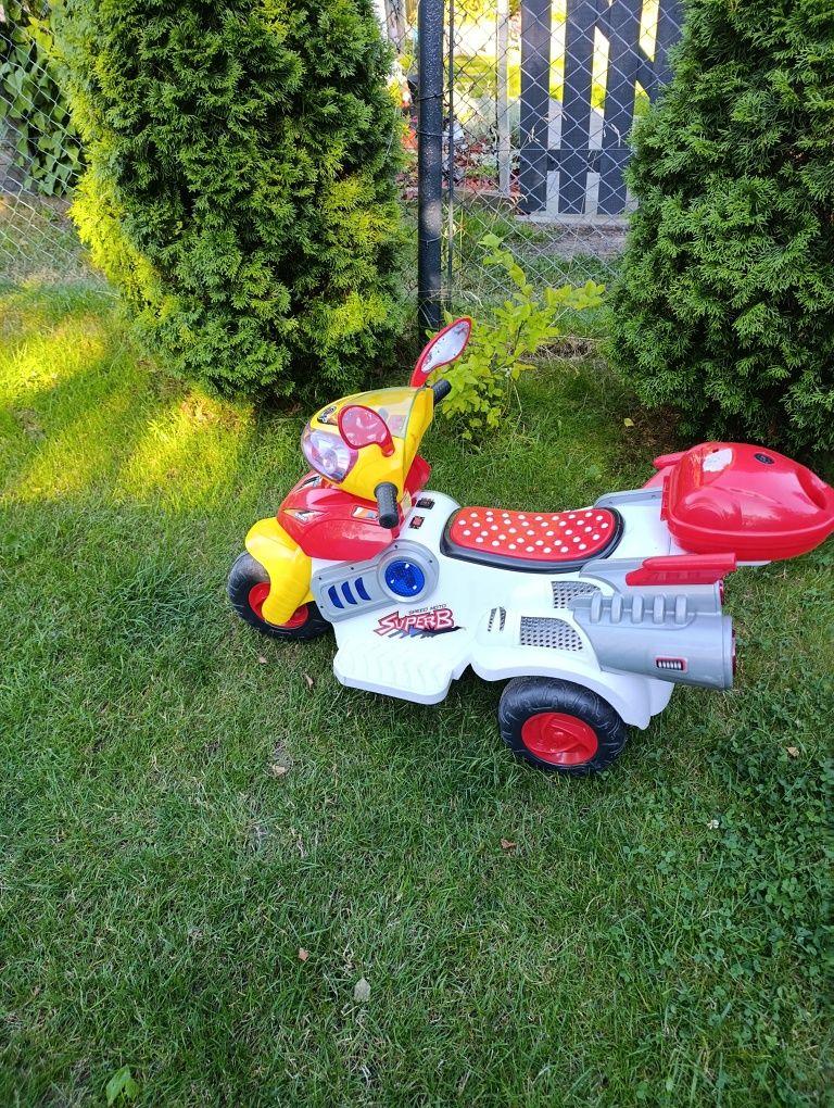 Motor na akumulator dla dziecka