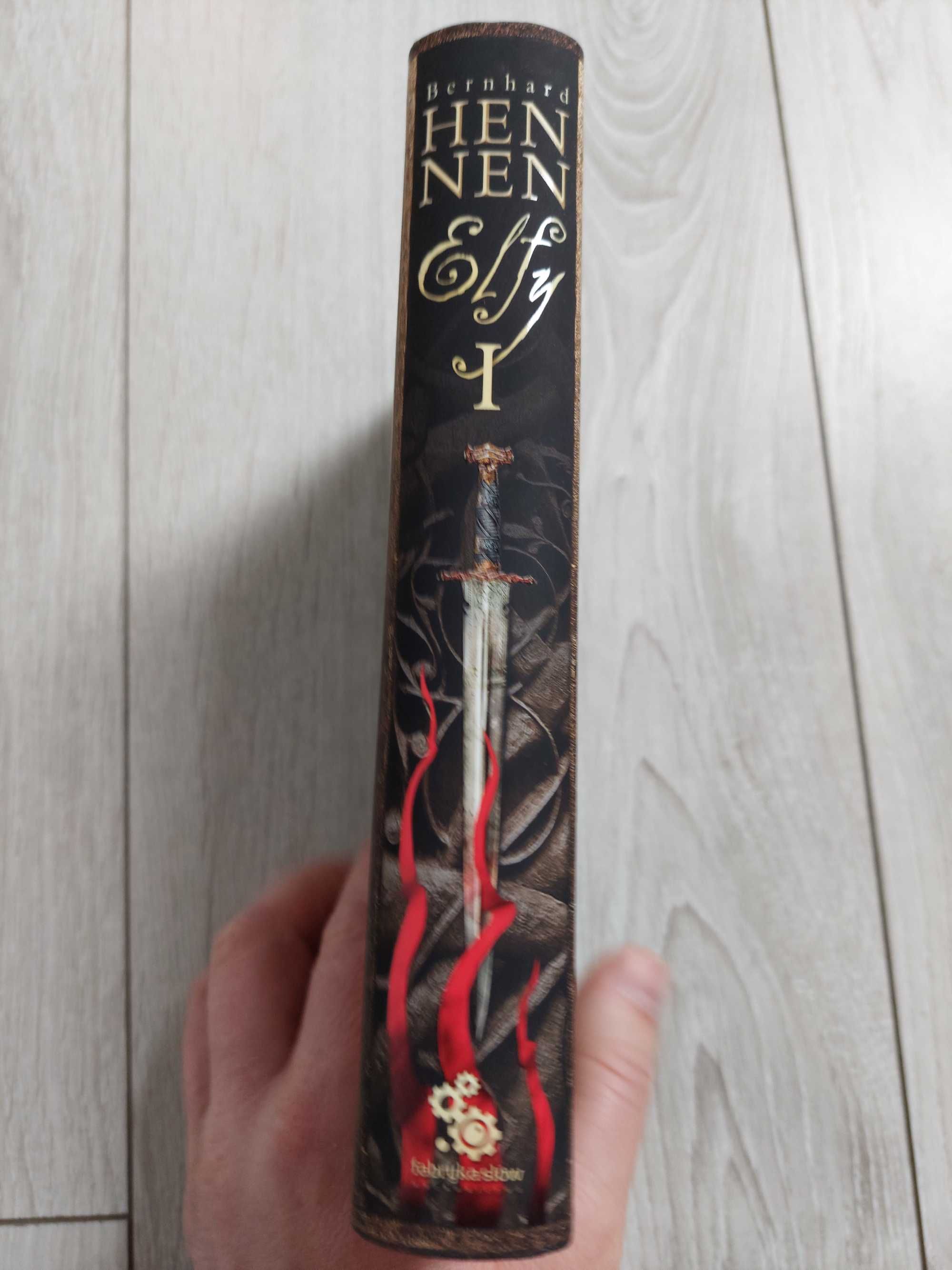 Elfy - Bernhard Hennen - Fabryka Słów - fantasy, sci fi