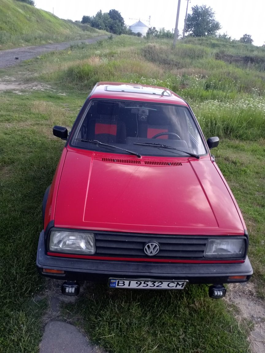 Авто.Джета 2.В доброму стані.