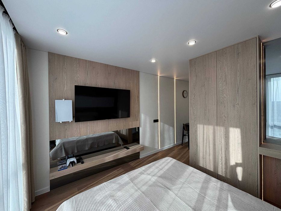 Продається ЗДАНА смарт-квартира з ремонтом. Озеро.