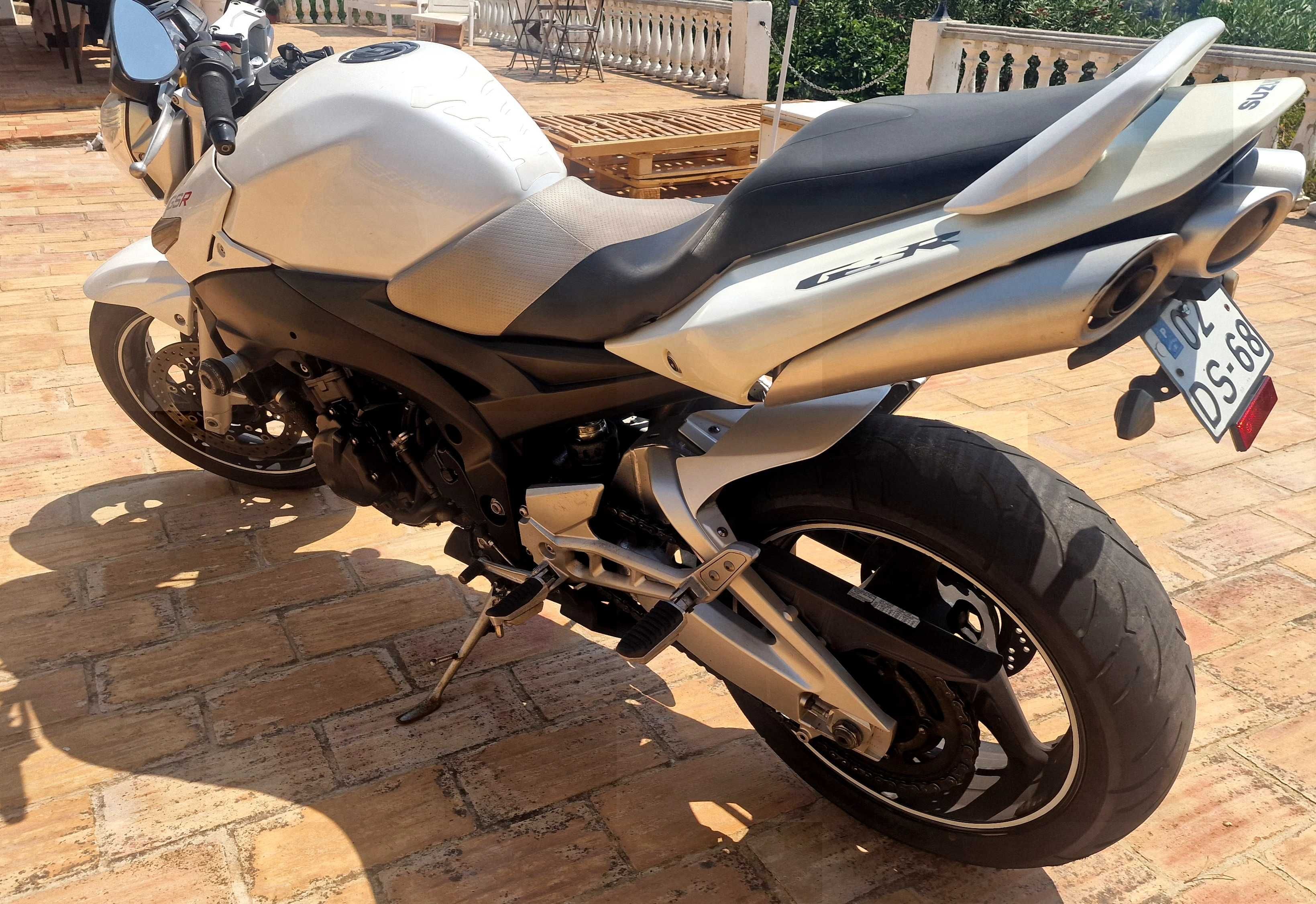 Suzuki gsr 600 95cv