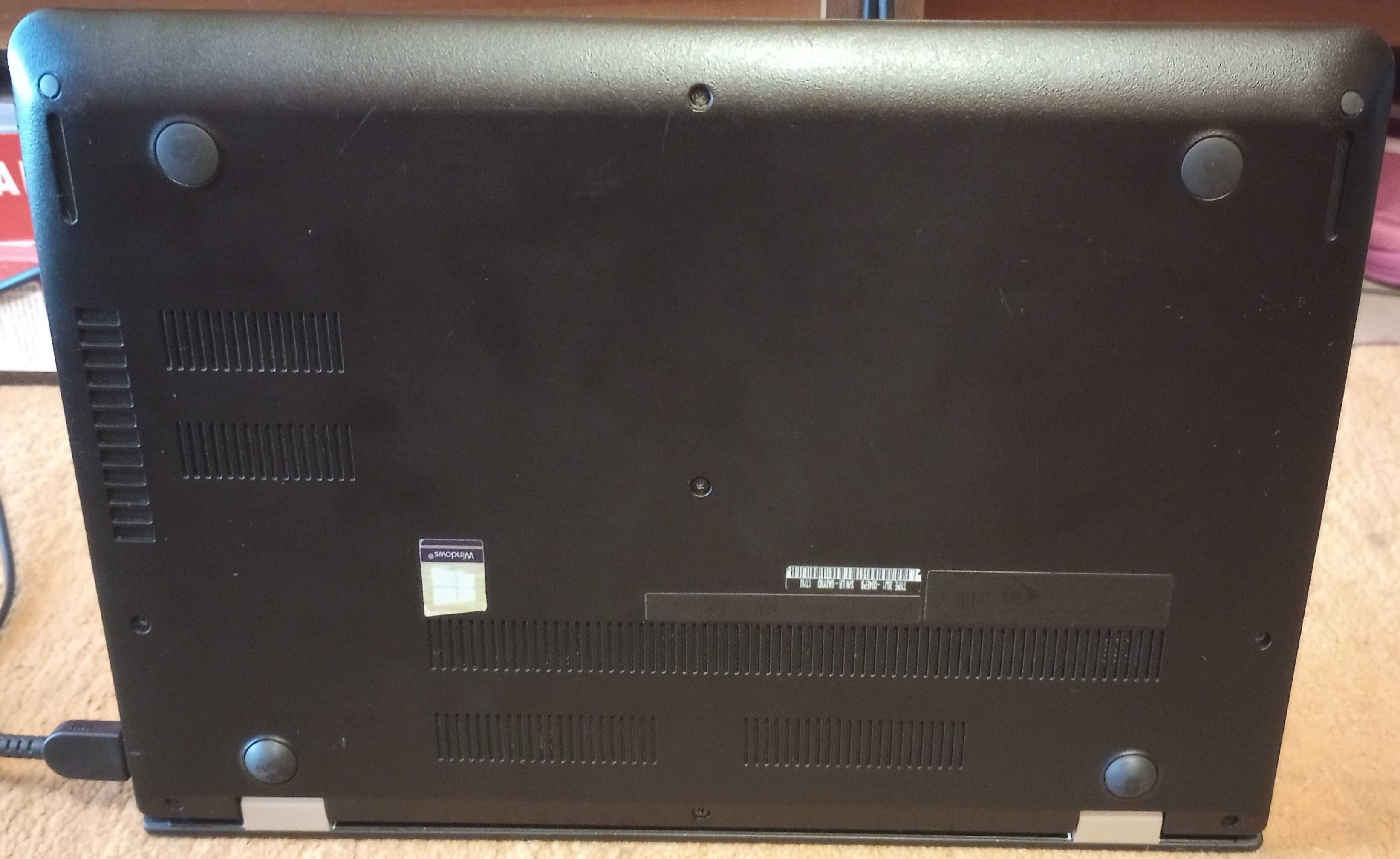 Laptop LENOVO ThinkPad Intel Core i3 4x2,4GHz 8GB RAM DDR4 256GB SSD