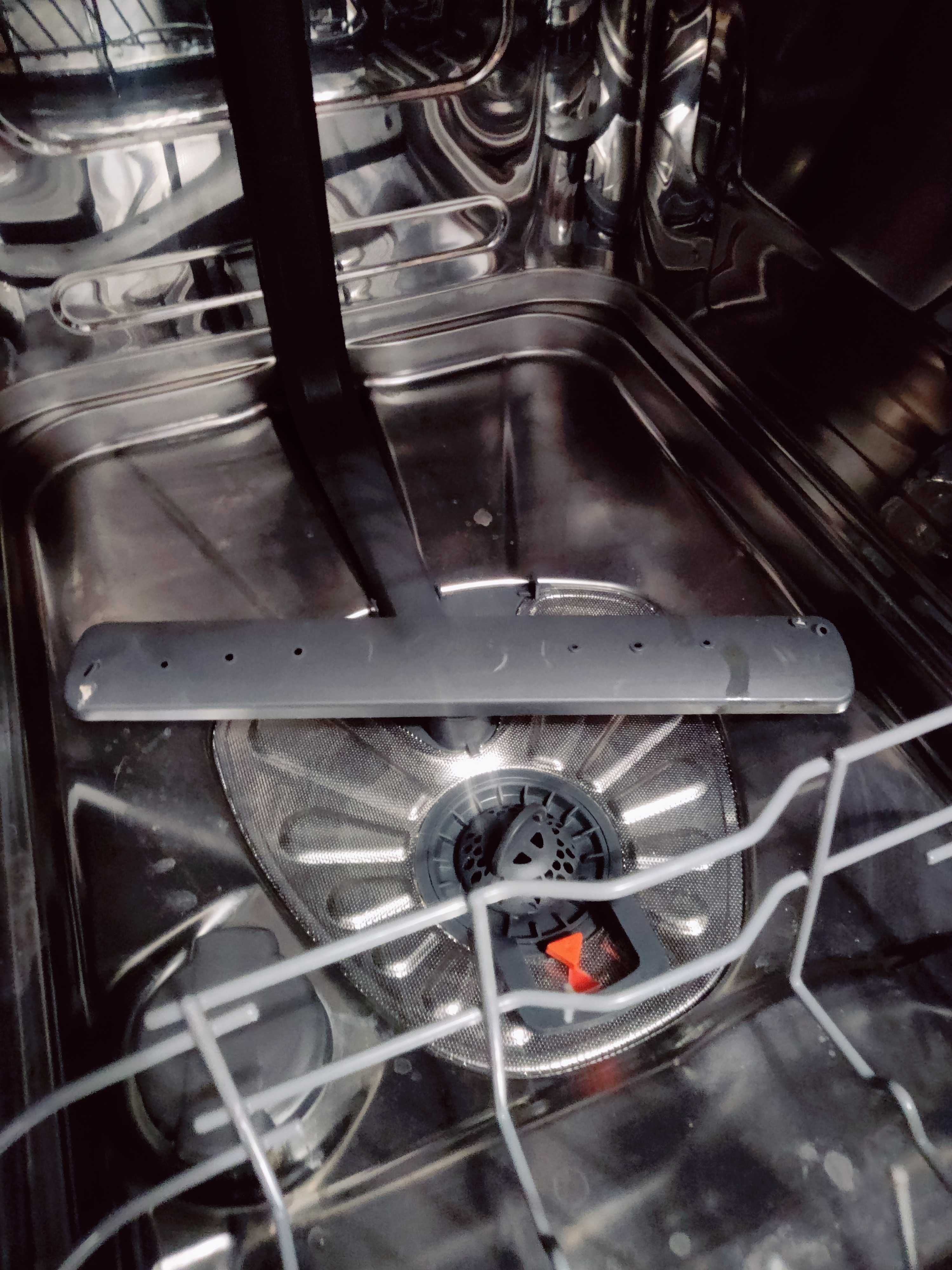 посудомийка посудомийна машина Electrolux 45 см SMA91210SW