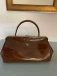 Carteira Prada cor camel