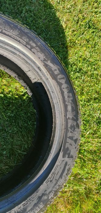 Opony zimowki Goodyear Ultragrip performers 8