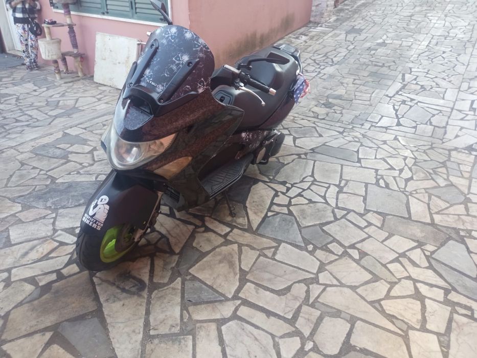 Moto 500cc kymco
