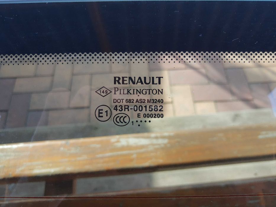 Кришка багажника (ляда) Рено Лагуна 3 універсал