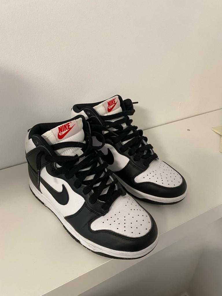 Tênis Nike Dunk High Panda