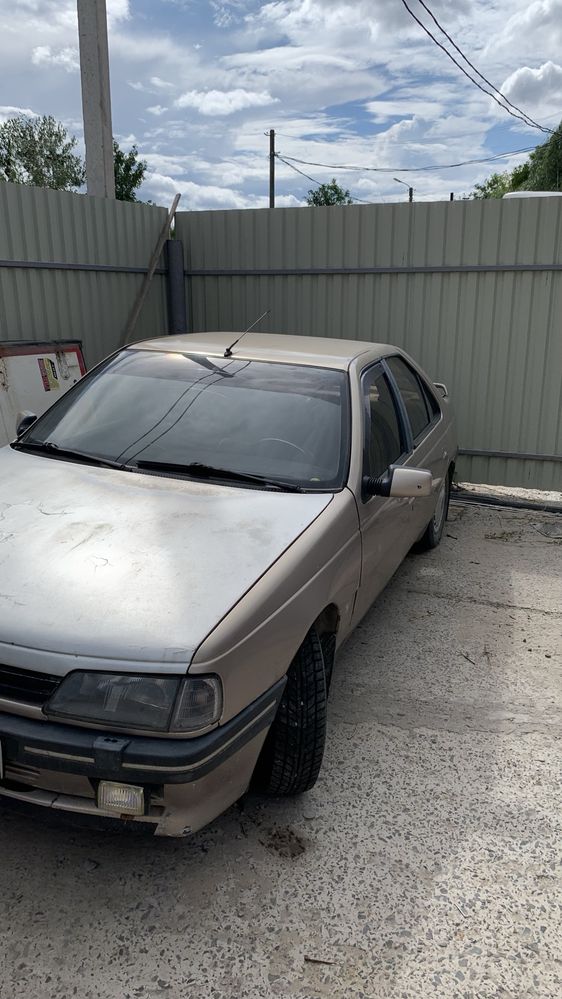 Авто Peugeot 405 (Пежо)