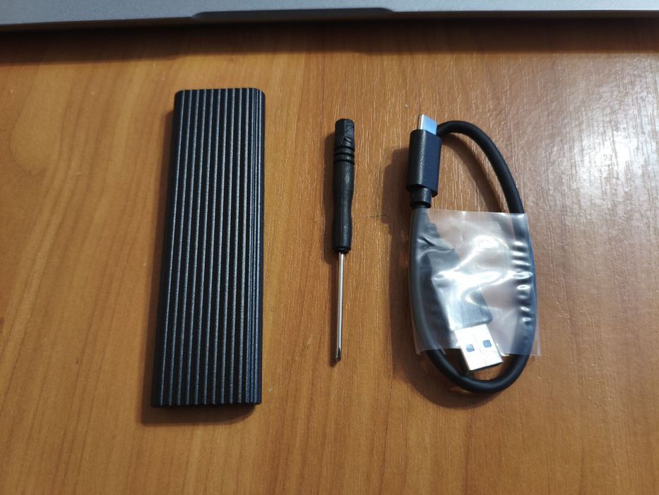 Портативний новий SSD M2 Nvme 256 Gb, карман М2, швидкісна флешка