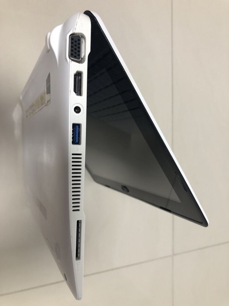 Laptop dotykowy ASUS X102B - SSD 120 GB