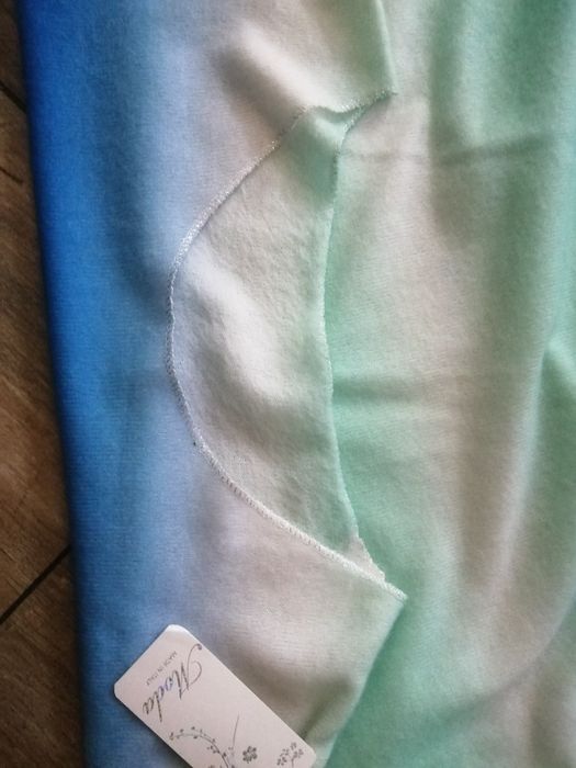 Sweterek cieniowany Moda uni