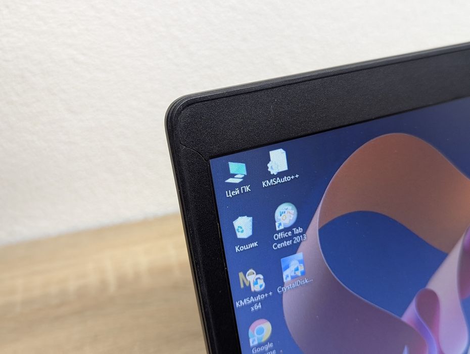 Продам класний , ігровий ноутбук Dell Latitude 5480 з хорошою батареєю