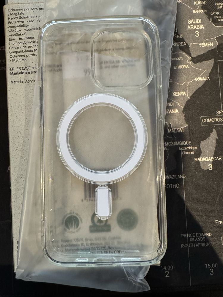 Etui ER Case Ice Snap MagSafe iPhone 13pro