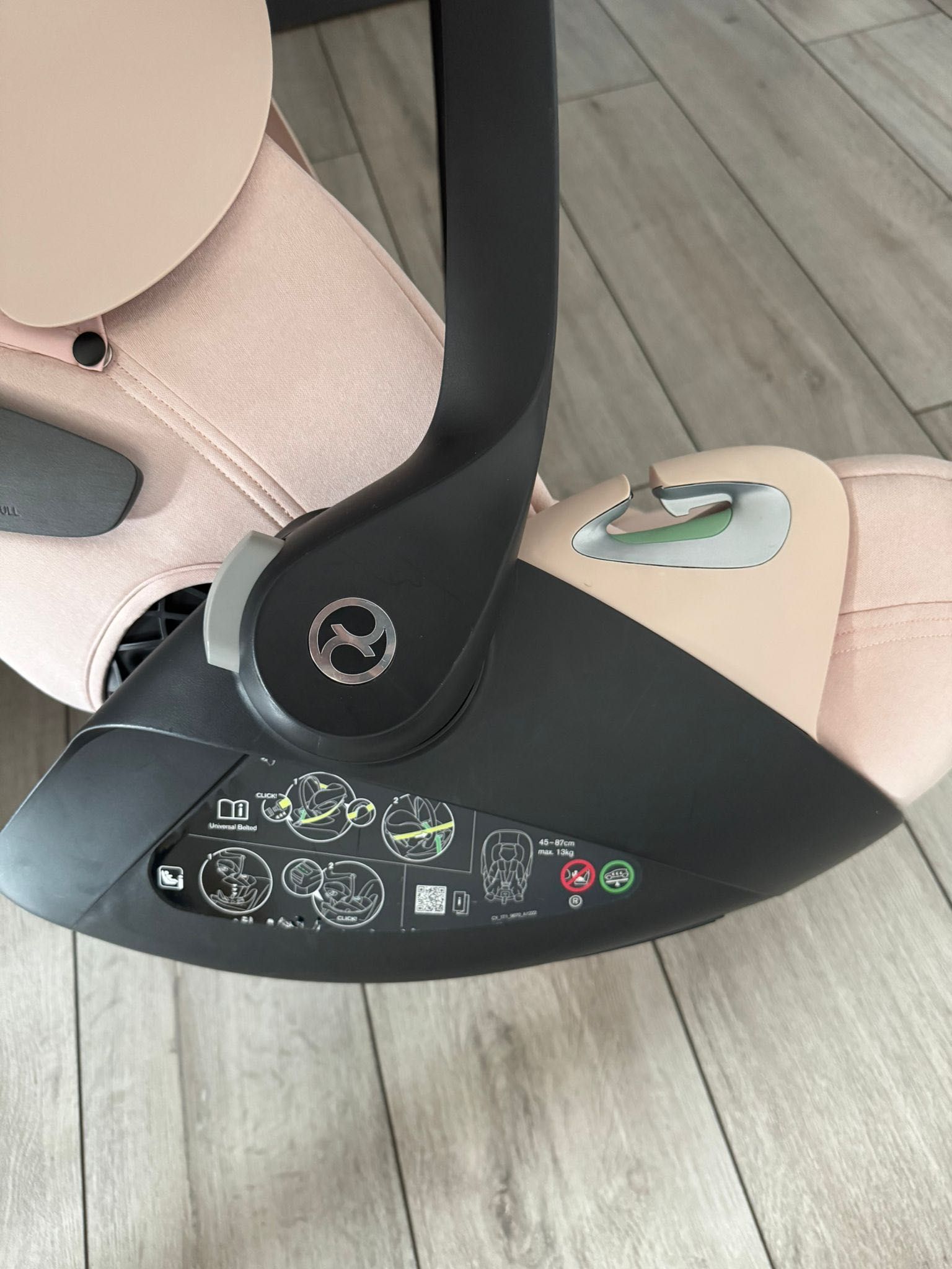CYBEX CLOUD T PLUS i-Size + baza