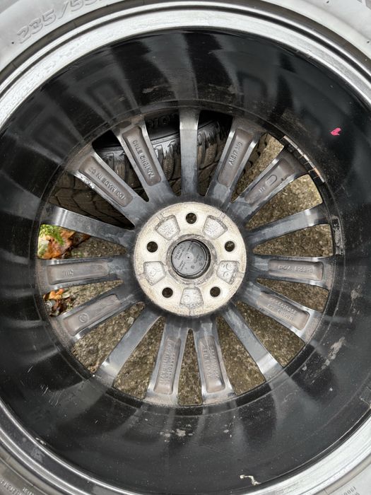 Диски R18 ET43 7Jx18H2 оригінал !!!