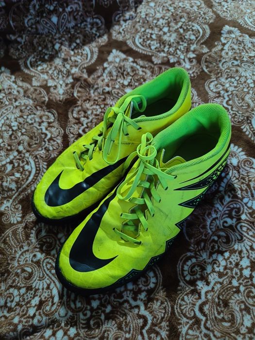 Сороконожки nike hypervenom 43p