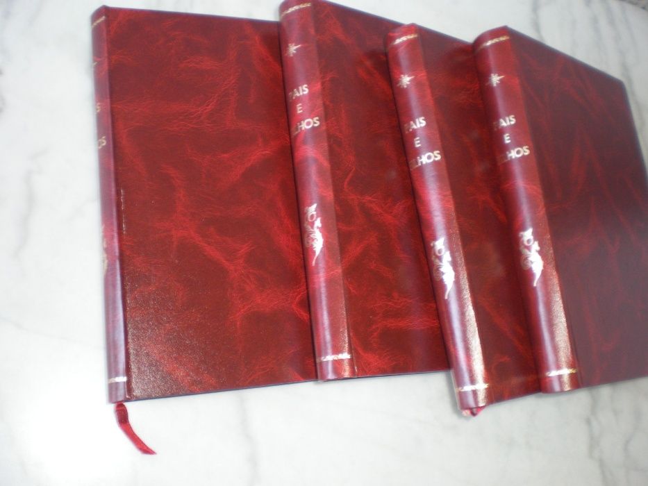 Colecção de revistas encadernadas, como novas.