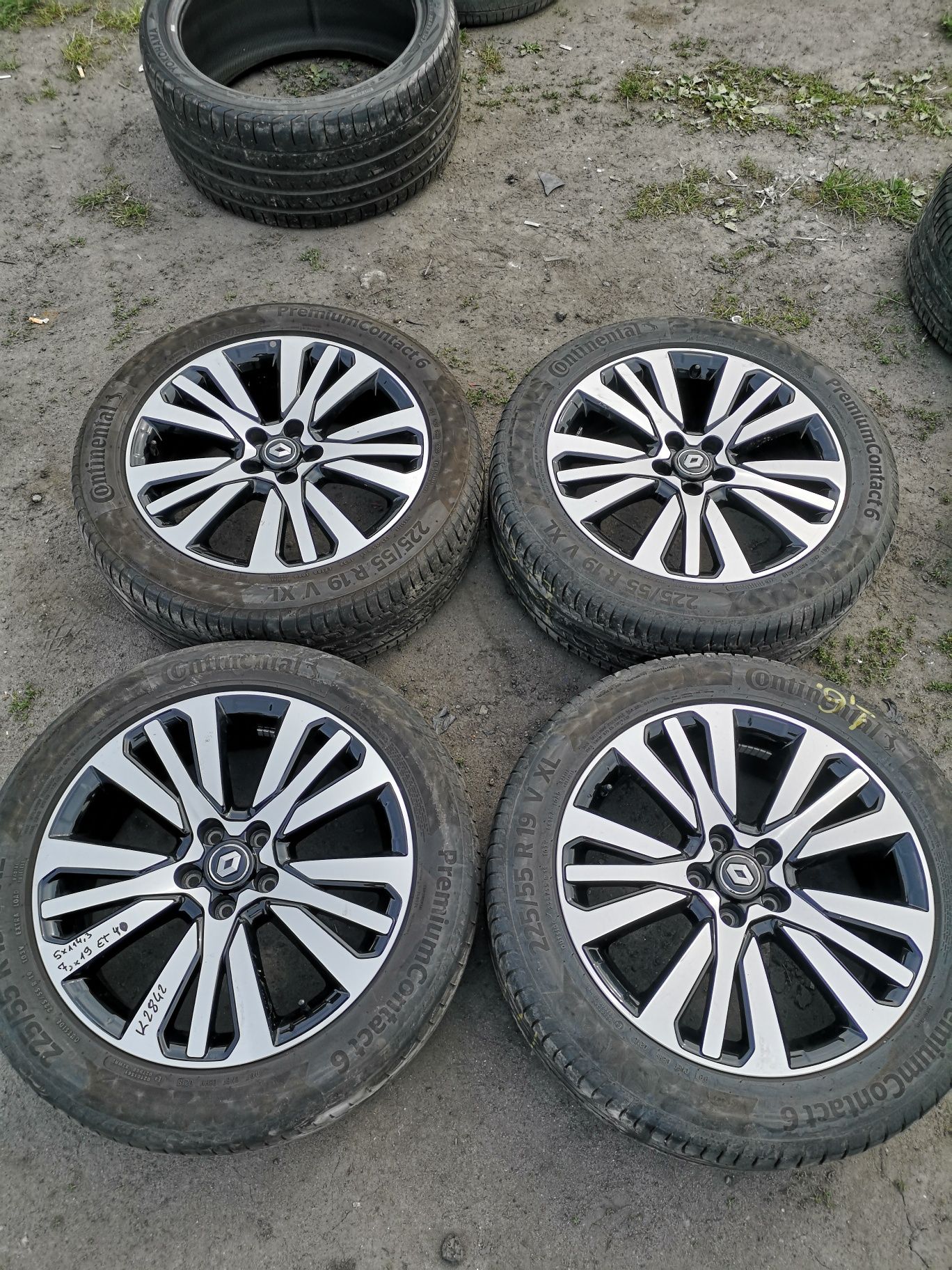 Felgi aluminiowe 5x114,3 19x7j et40 Renault Nissan