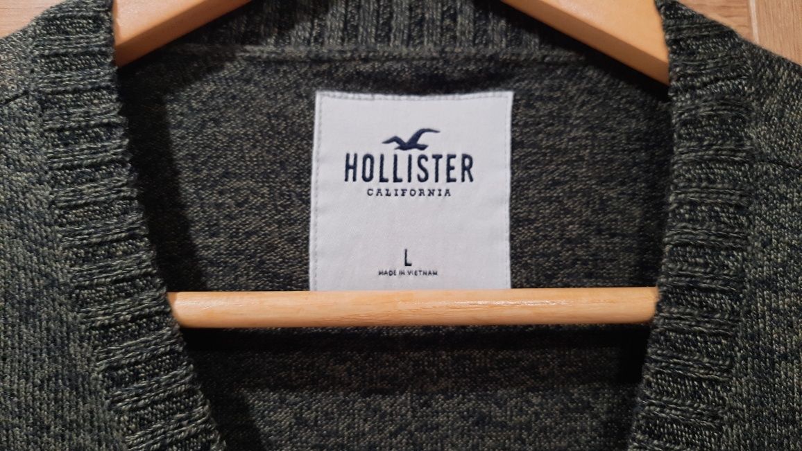 Sweterek firmy HOLLISTER