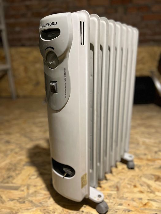 Обігрівач масляний RAINFORD