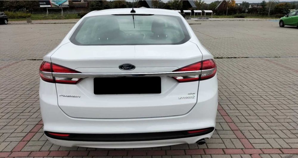 Ford fusion 2018 HEV SE