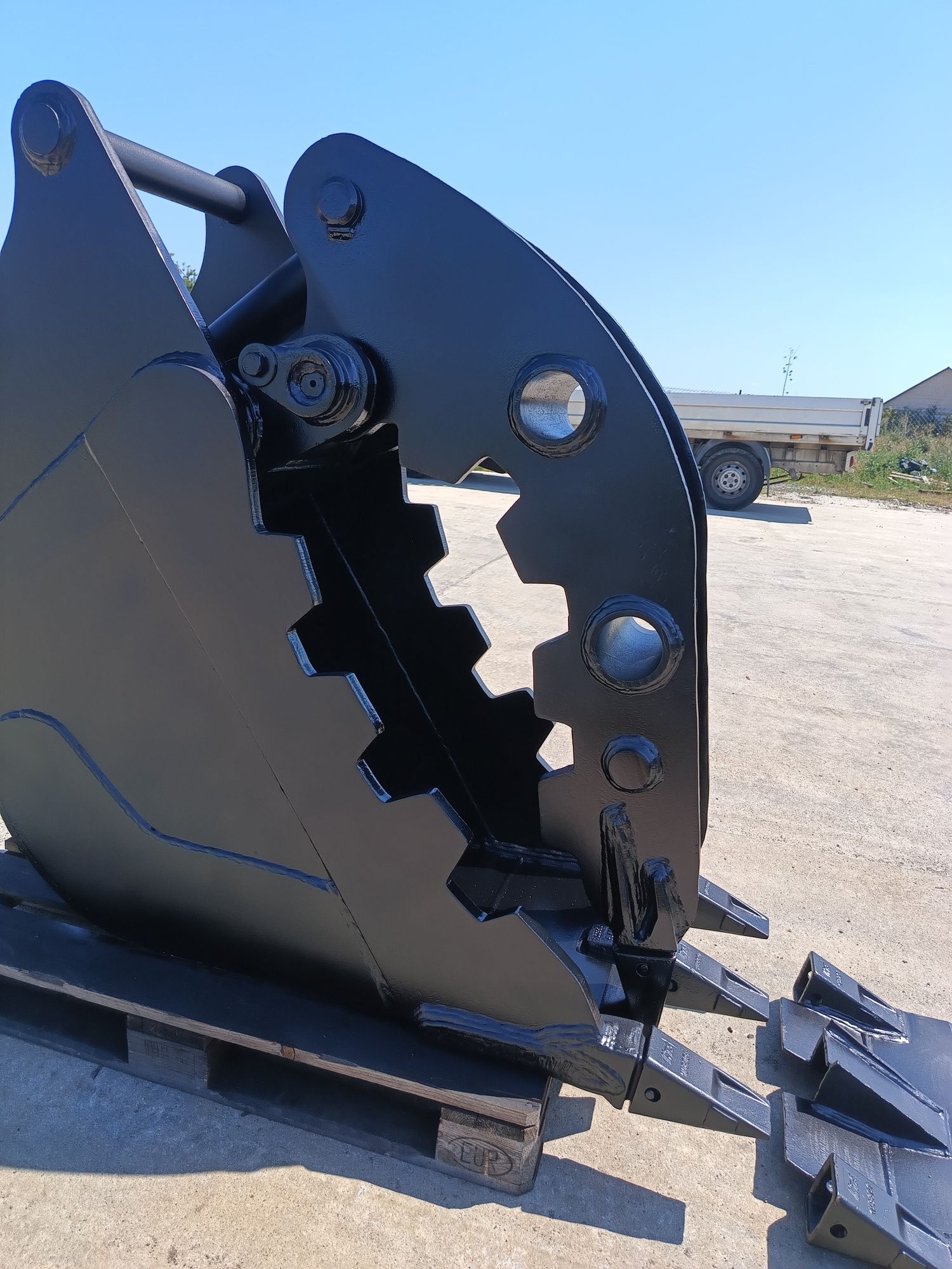 Łyżka  podsiębierna rozbiórkowa, wyburzeniowa,zrywak,hydrauliczna