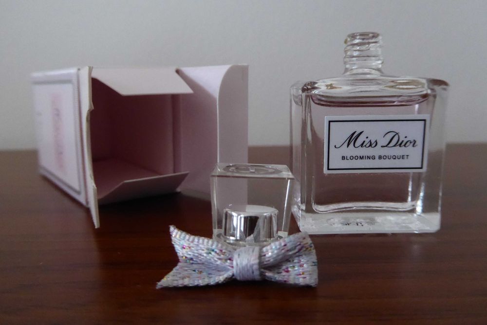 DIOR Blooming Bouquet EDT – miniaturka 5 ml – minimalnie użyta