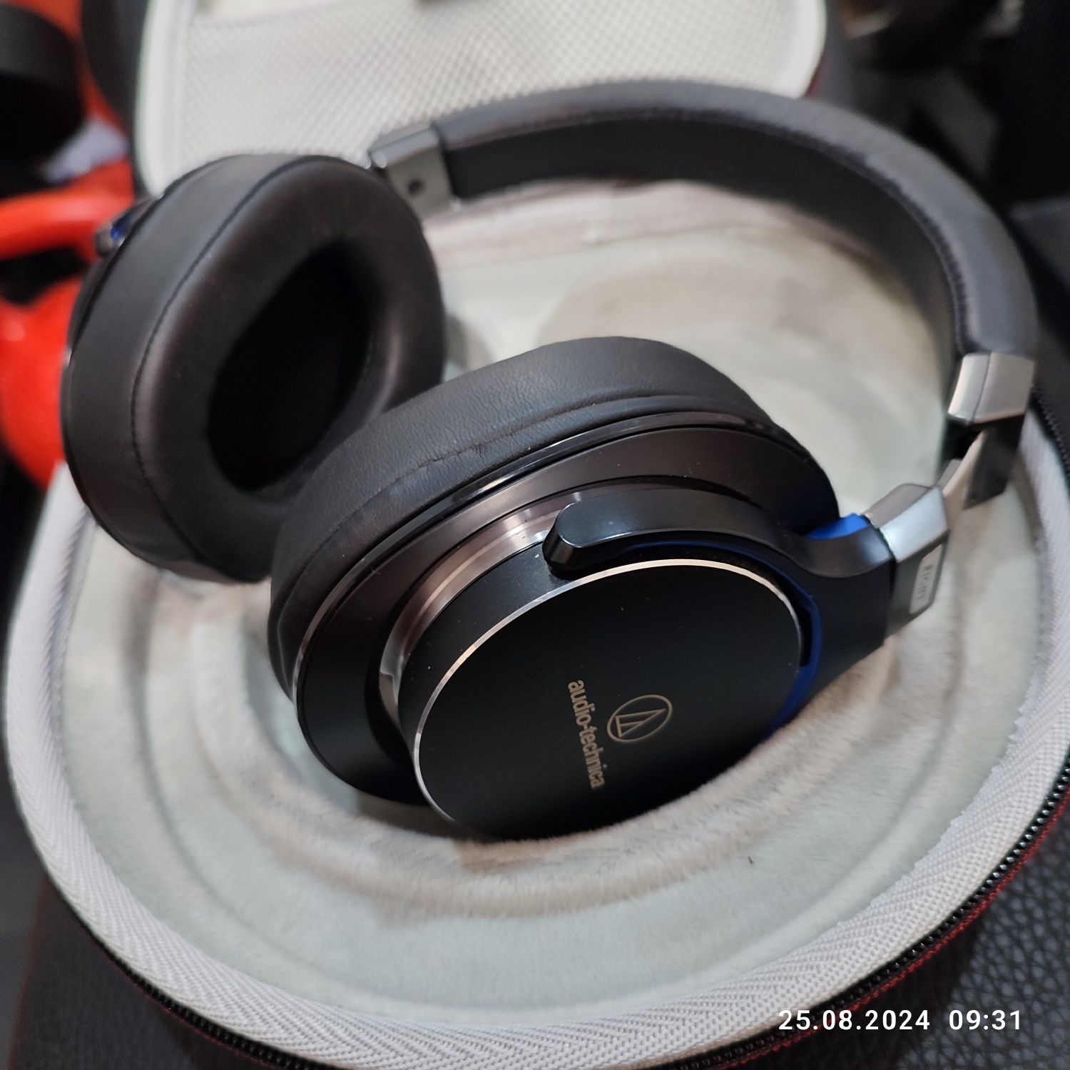 Навушники Audio-Technica msr7